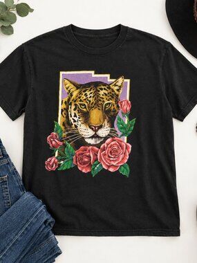 Vintage Leopard Roses 90s Retro Animal Graphic Tee